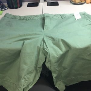 Gap shorts